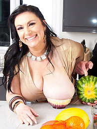 RefleXXX presents: Sex in the kitchen